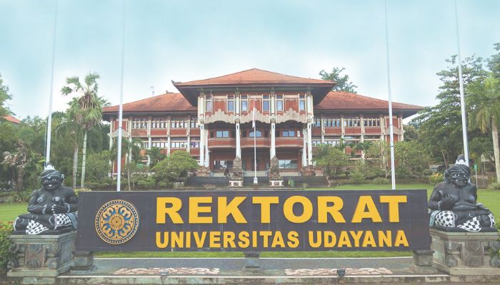 Universitas yang bisa kuliah sambil kerja di Bali